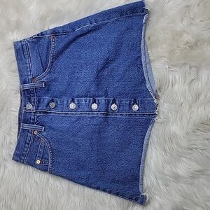 Levis size 25 denim Button Mini skirt
